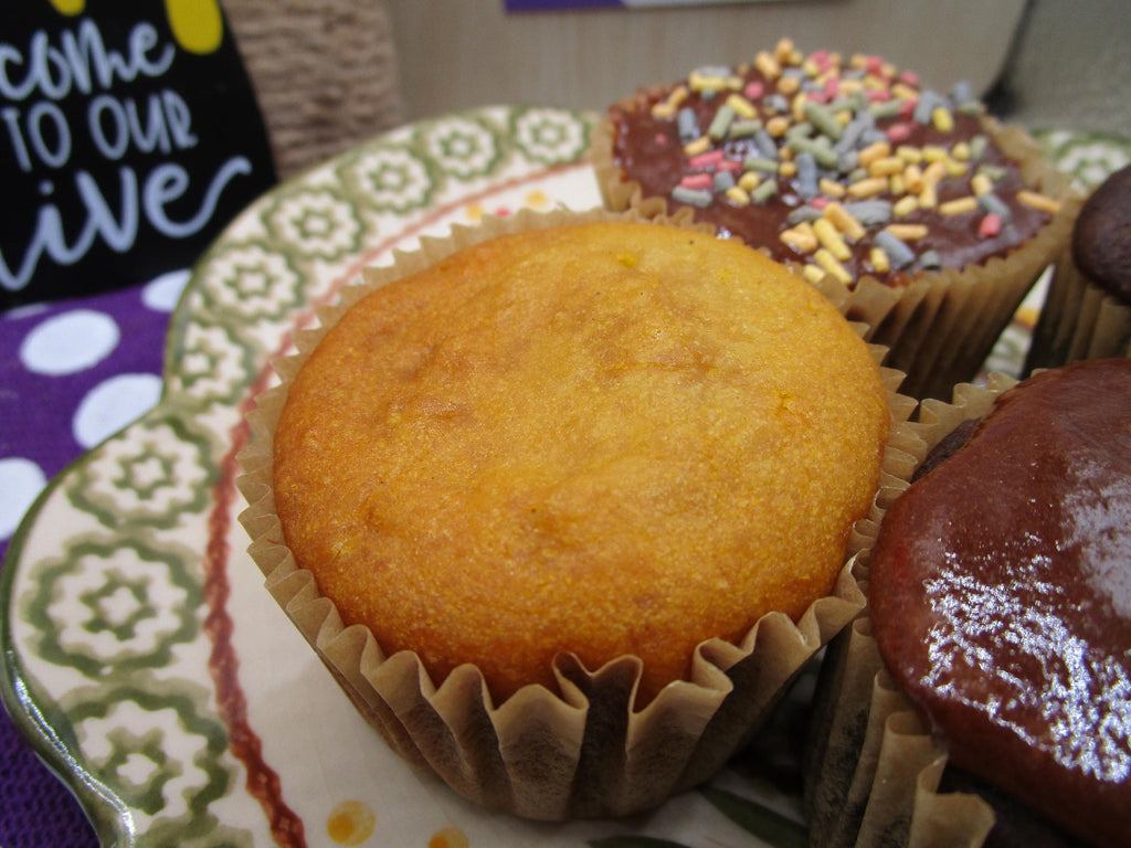 Sugar Free Cupcakes, Gluten Free, Dairy Free, Vegan, Egg Free, Nut Free, Birthday Gifts, Allulose, Low calorie snacks, Holiday Desserts
