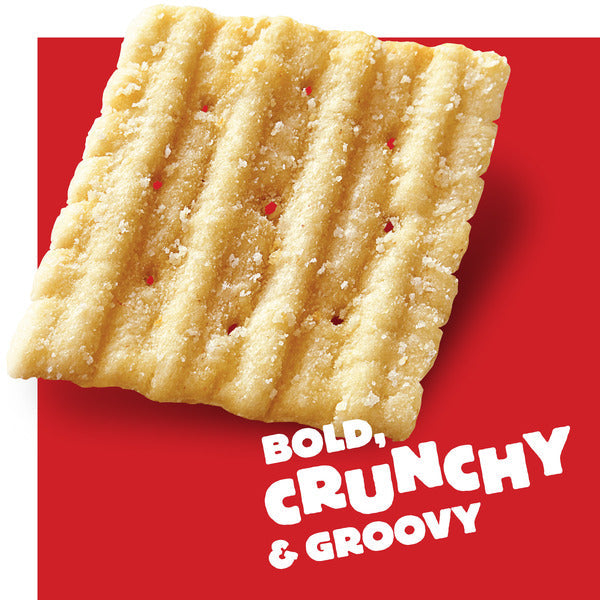 Cheez-It Grooves Sharp White Cheddar Crunchy Cheese Crackers, Snack Crackers, Family Size, 17 oz