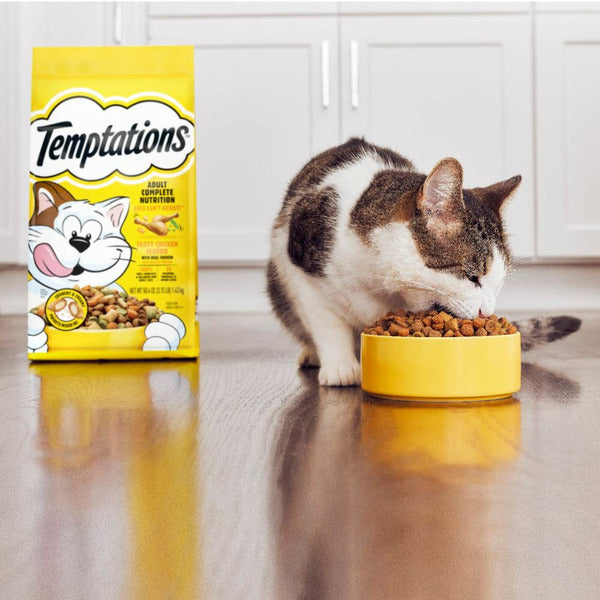 TEMPTATIONS Complete Nutrition Tasty Chicken Flavor Adult Dry Cat Food