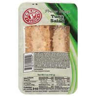 Packaged tuna salad sandwich with brand logo and label details. Premo Sandwich.