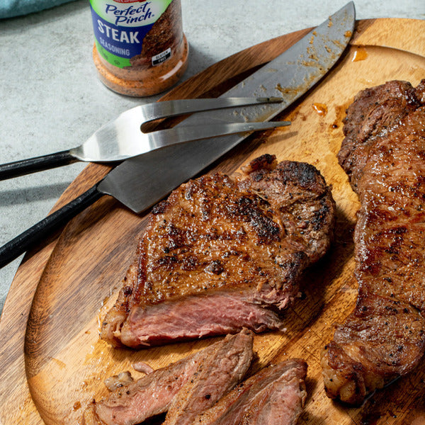 McCormick® PERFECT PINCH Steak Seasoning