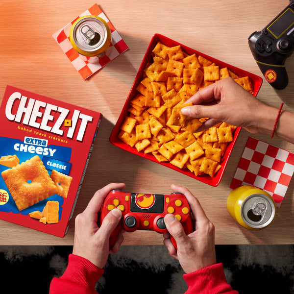 Cheez-It Extra Cheesy Cheese Crackers, Baked Snack Crackers, 12.4 oz