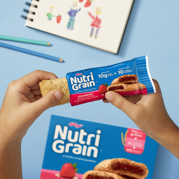 Kellogg’s Nutri-Grain Strawberry Breakfast Bars, Made with 10g Whole Grains, 8 Count