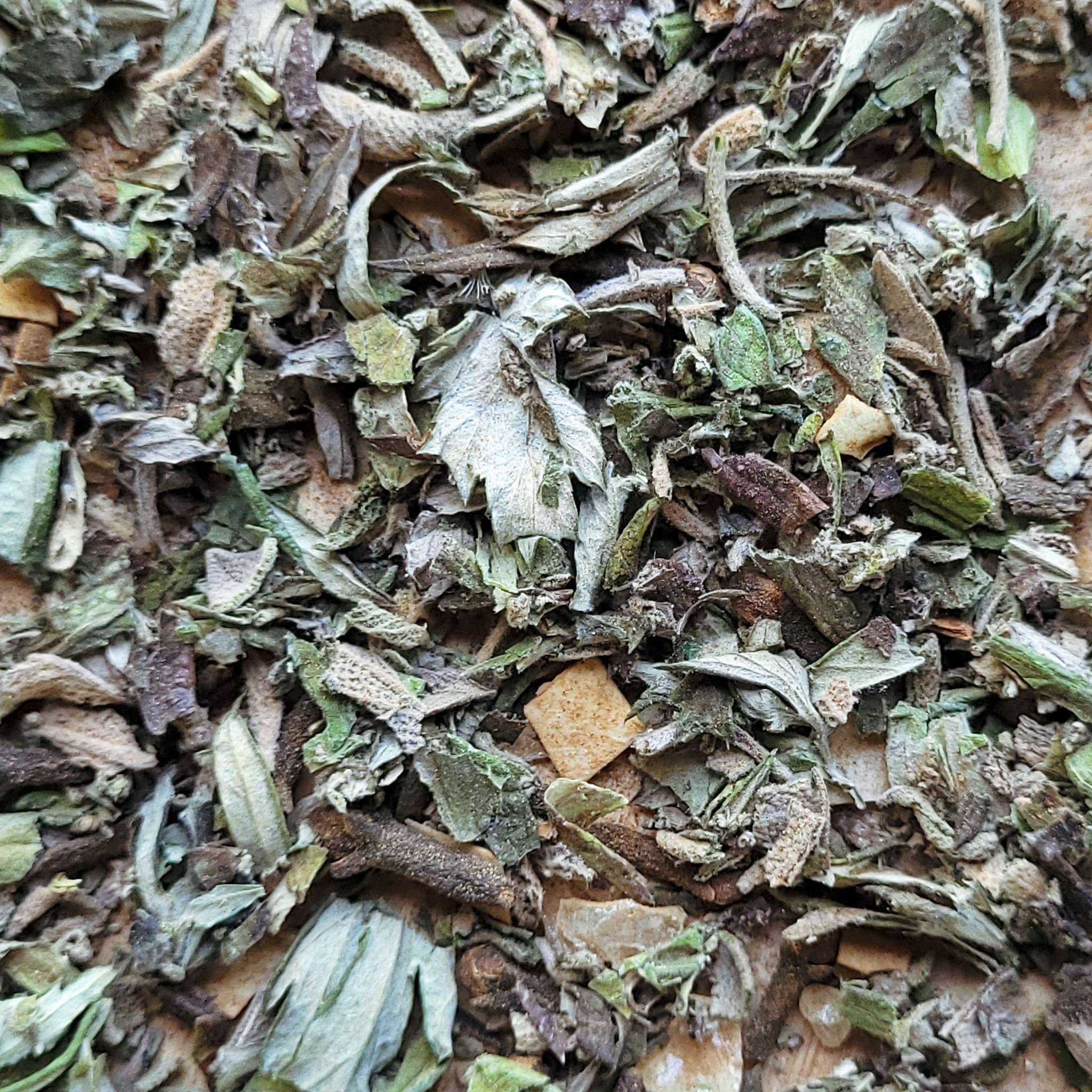 Samhain Herbal Incense – Mugwort Clove Copal Blend for Ancestral Rituals, Protection & Reflection