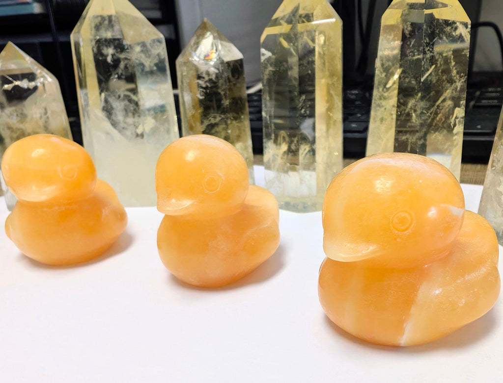 Orange Calcite Duck Carving – Joy, Creativity & Gentle Motivation