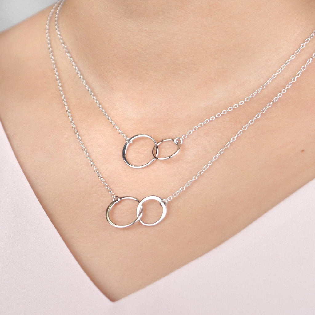 Sisters Double Circles Necklace Set