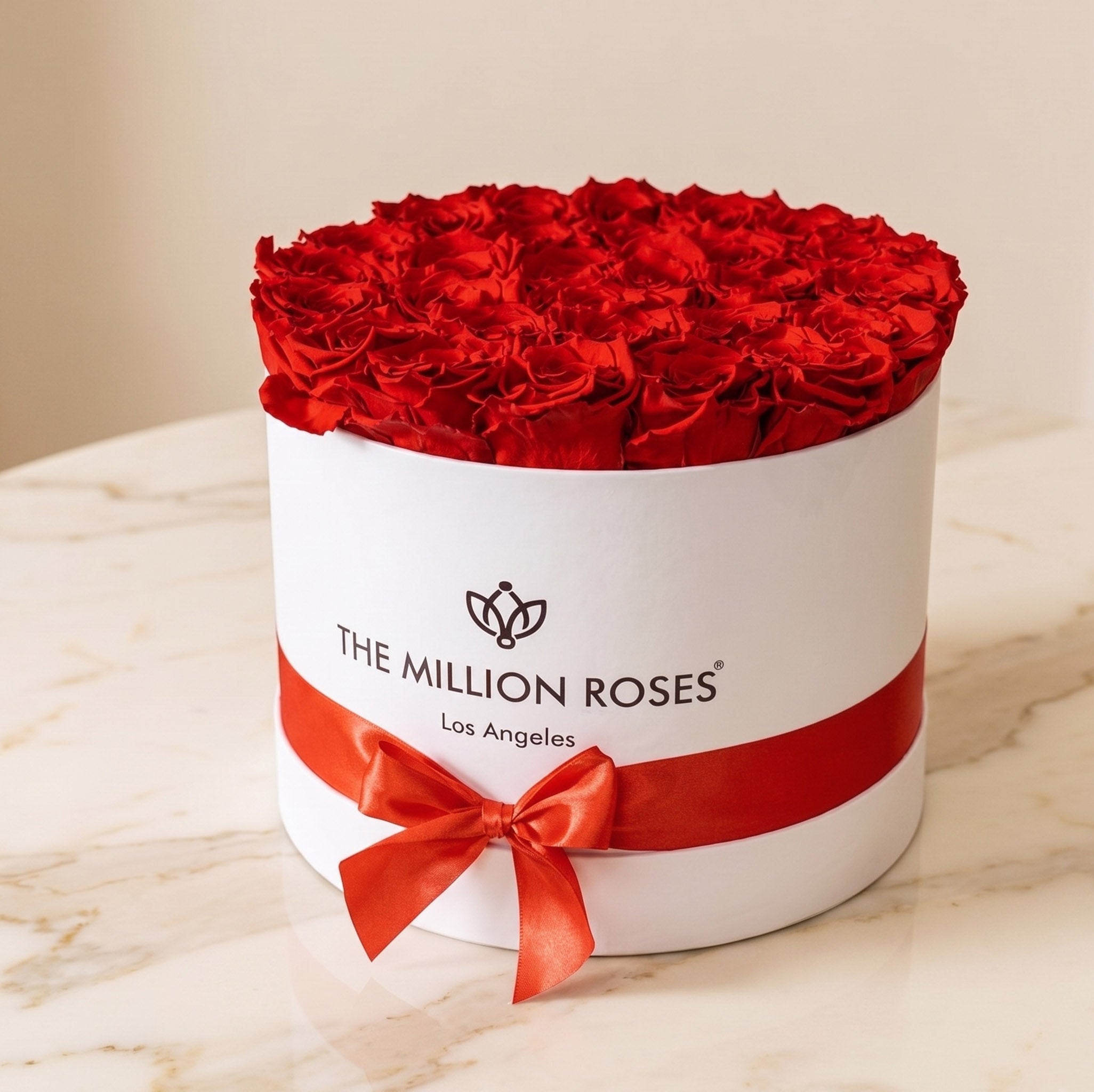 Supreme White Box | Red Roses