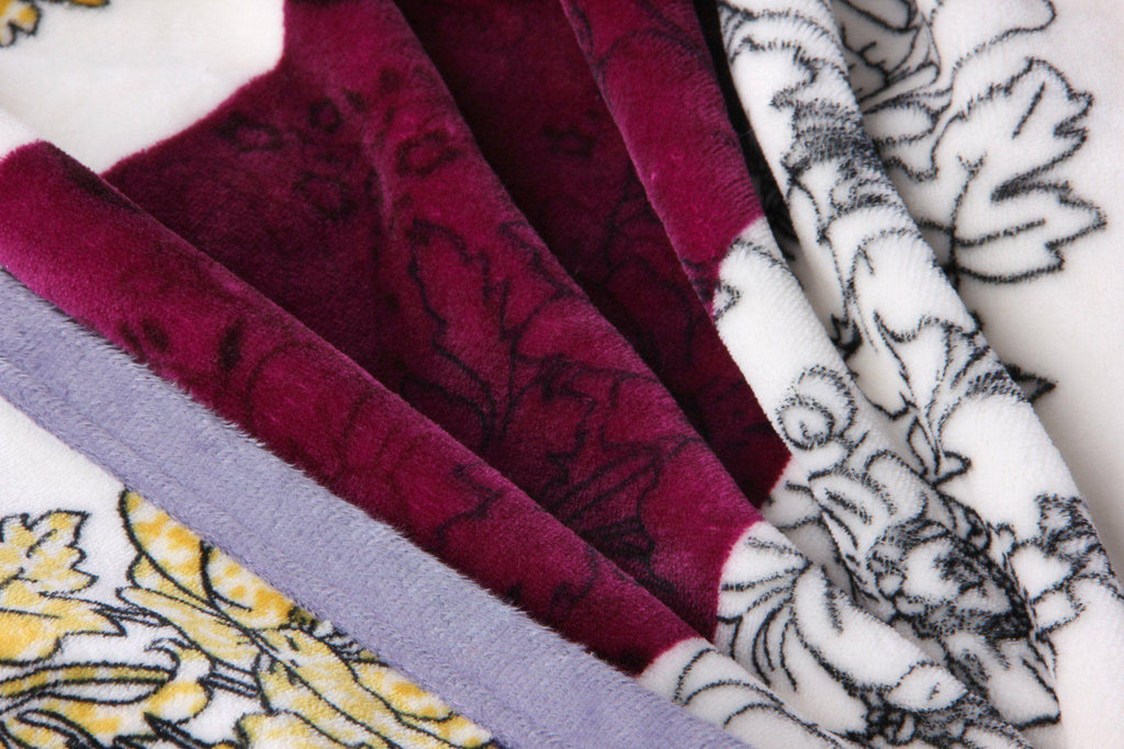 DaDa Bedding Botanical Floral Striped Carnations Mink Flannel Fleece Throw Blanket (XY9829)